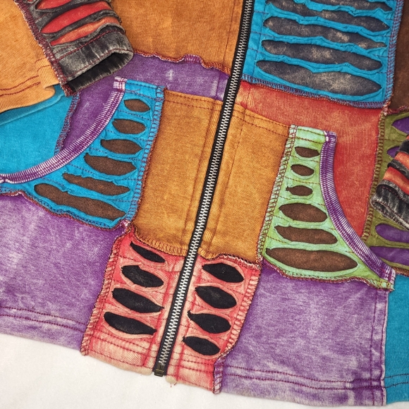 Colorful Patchwork Hooded Jacket Size Medium Made In Nepal Distressed Pockets - Picture 11 of 11
